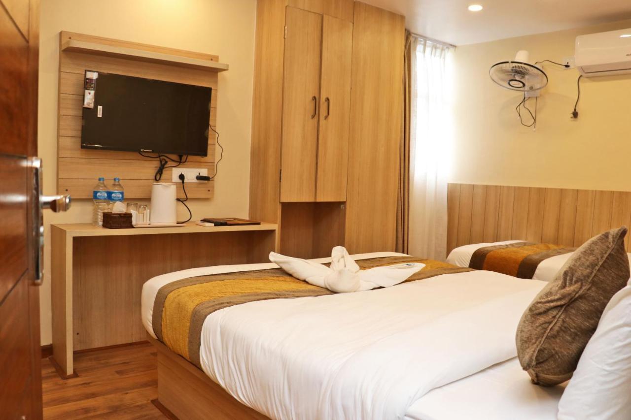 Hotel Airport Gurkha Kathmandu Exterior photo