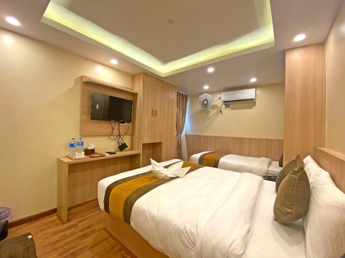 Hotel Airport Gurkha Kathmandu Exterior photo