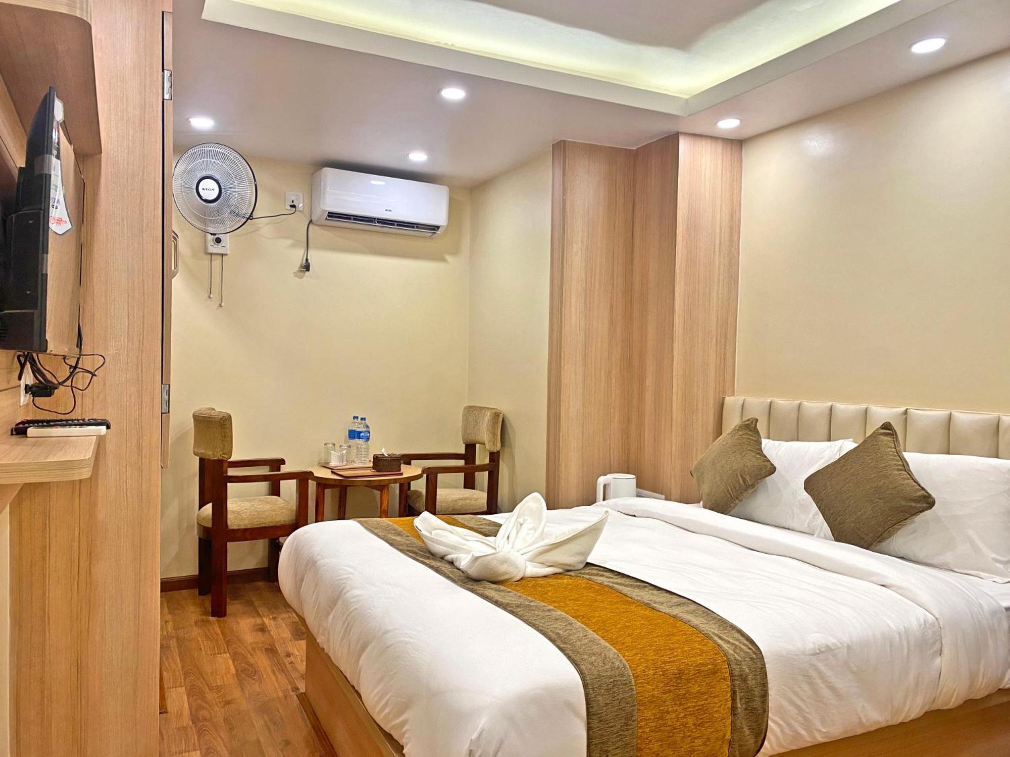 Hotel Airport Gurkha Kathmandu Exterior photo